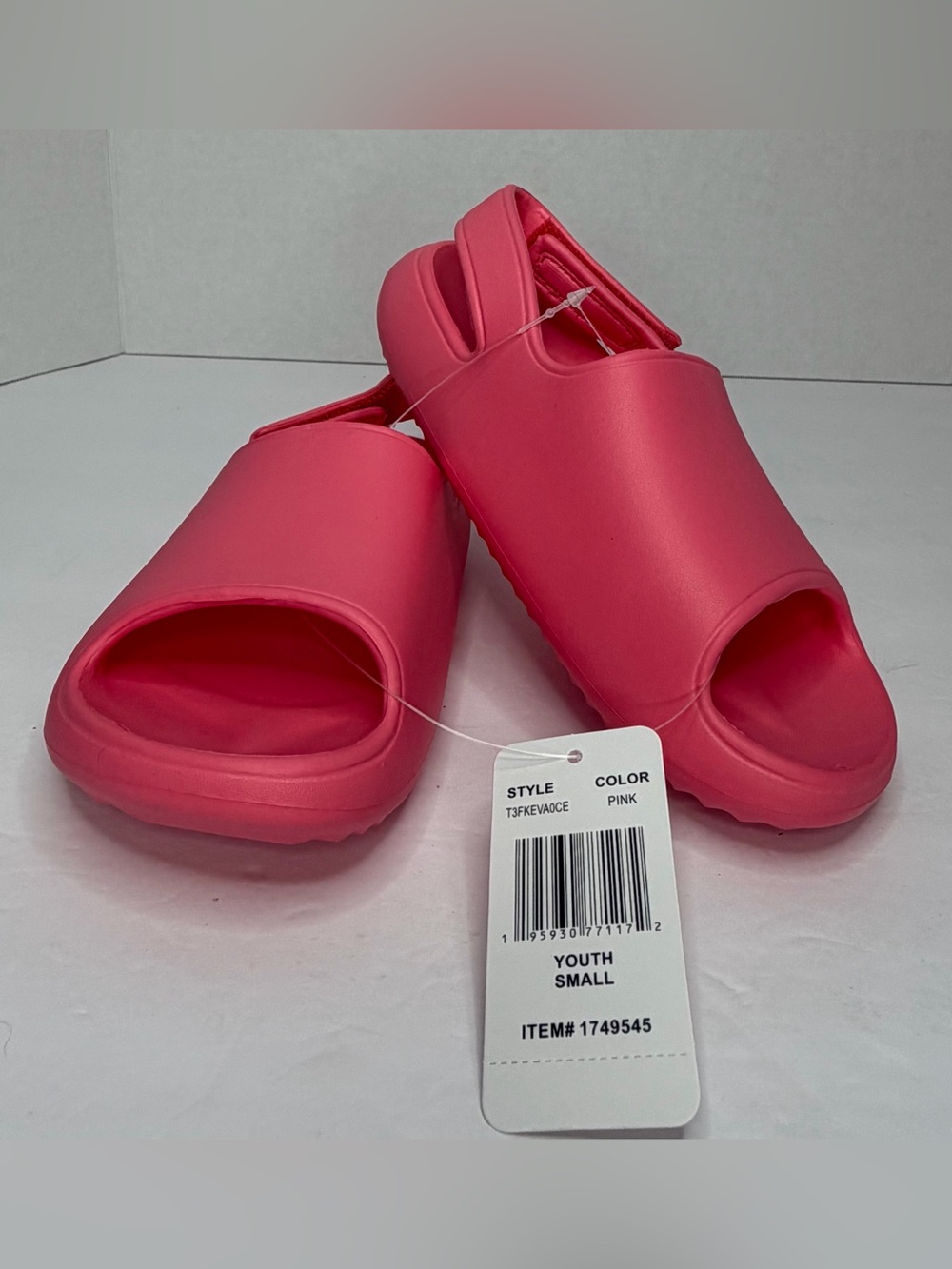 32 Degrees Cool Youth Pink Cushion Slides S 11-12 NIB Adjustable Strap